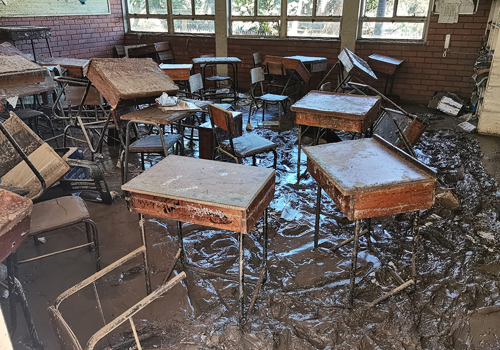 Karoo schools stay closed - big